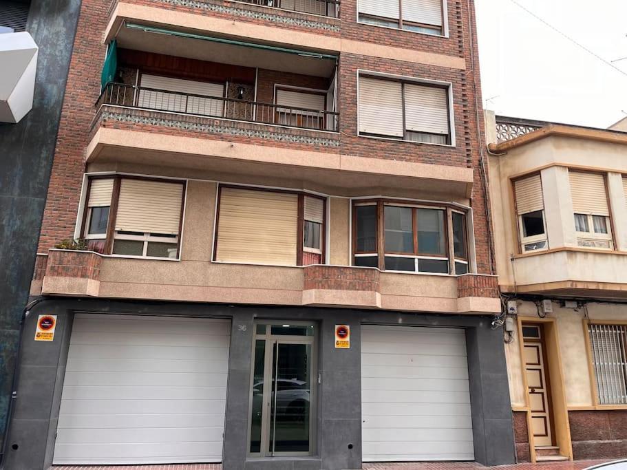 Manda Pola Apartment ซานตาโปลา ภายนอก รูปภาพ